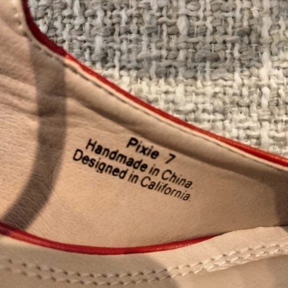 J. Adams Retro Mary Jane Heels - Picture 7 of 7